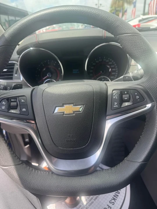 2016 Chevrolet SS - Image 15 of 17