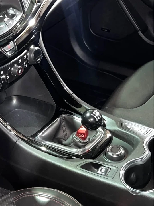 2016 Chevrolet SS - Image 7 of 9