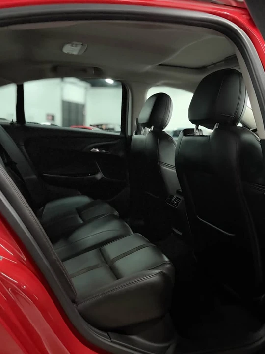 2016 Chevrolet SS - Image 16 of 19