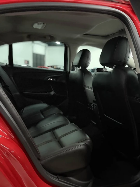 2016 Chevrolet SS - Image 15 of 20