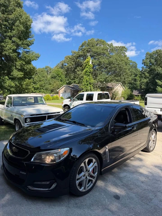 2016 Chevrolet SS - Image 2 of 8