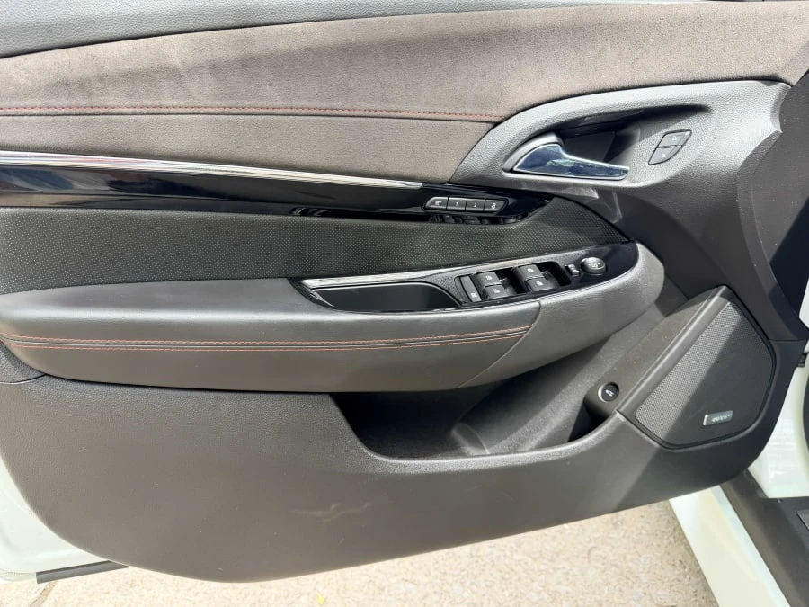 2016 Chevrolet SS - Image 17 of 20