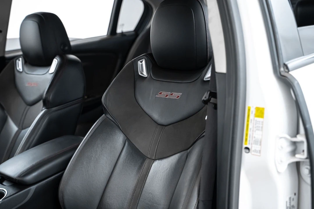 2016 Chevrolet SS - Image 18 of 31