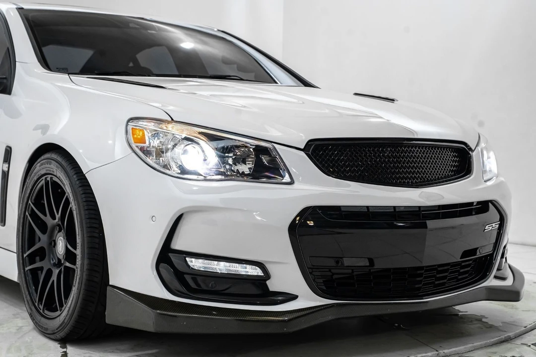 2016 Chevrolet SS - Image 10 of 31