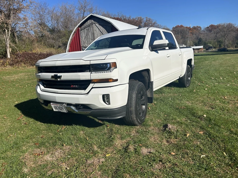 2016 Chevrolet Silverado 3rd Gen - Image 2 of 20