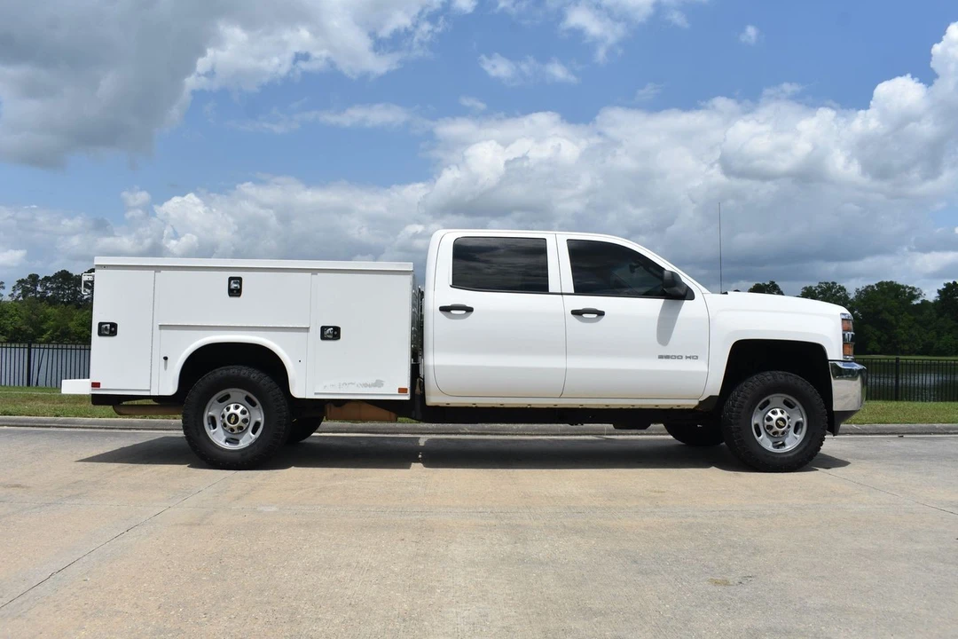 2016 Chevrolet Silverado Heavy Duty 3rd Gen - Image 3 of 31