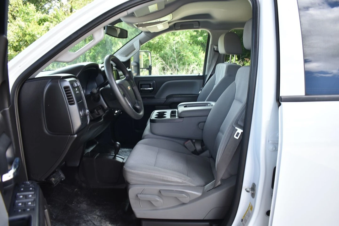 2016 Chevrolet Silverado Heavy Duty 3rd Gen - Image 10 of 21