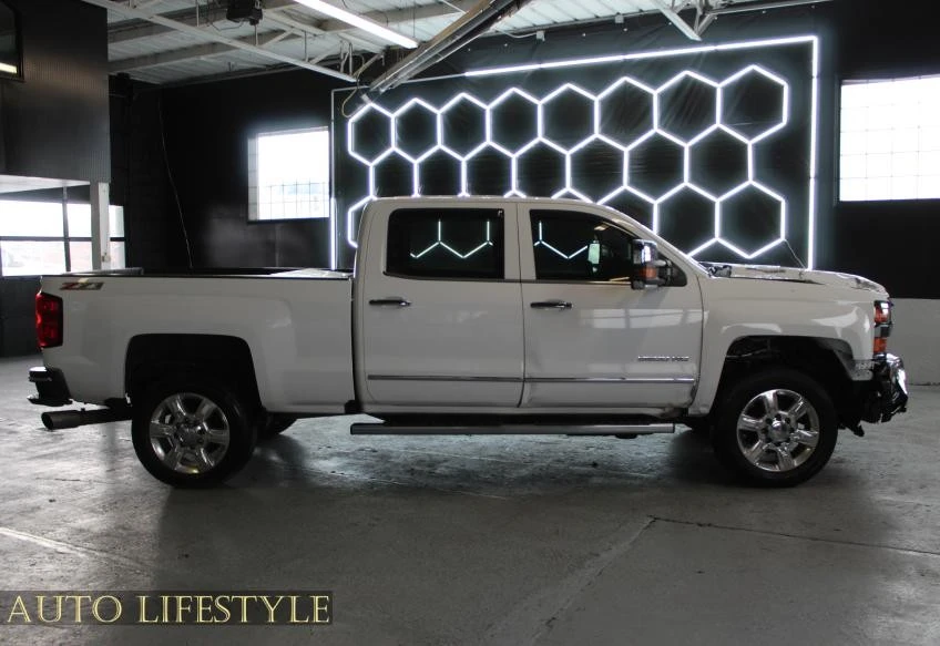 2016 Chevrolet Silverado Heavy Duty 3rd Gen - Image 10 of 21