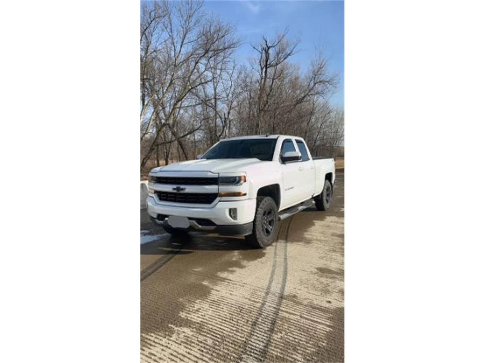 2016 Chevrolet Silverado 3rd Gen - Image 2 of 13