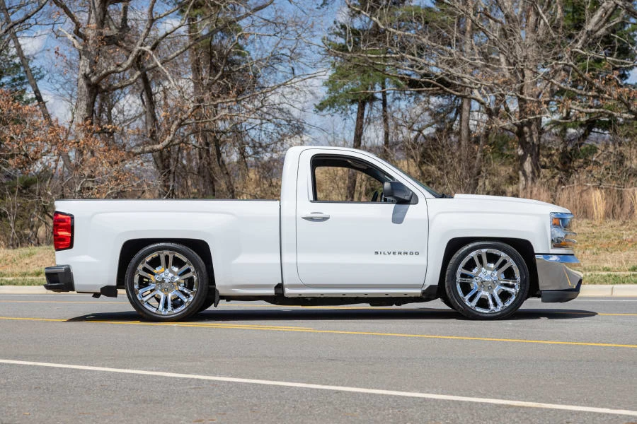 2016 Chevrolet Silverado 3rd Gen - Image 2 of 30