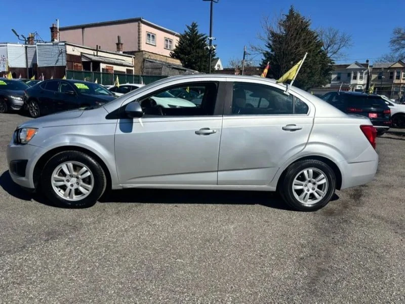 2016 Chevrolet Aveo/Sonic - Image 3 of 12