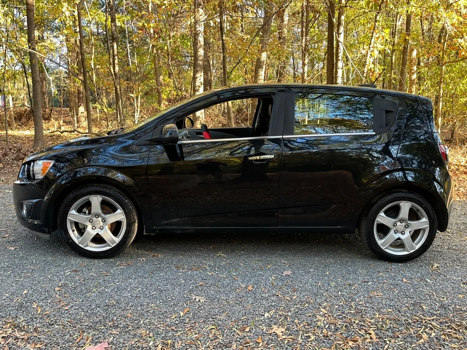 2016 Chevrolet Aveo/Sonic - Image 2 of 18