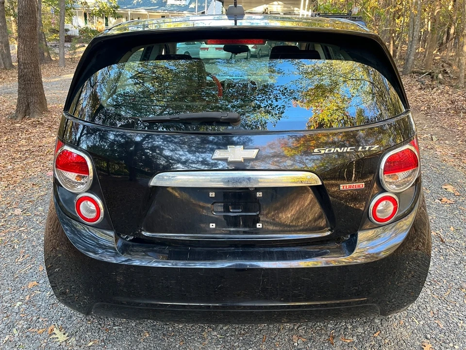 2016 Chevrolet Aveo/Sonic - Image 9 of 18