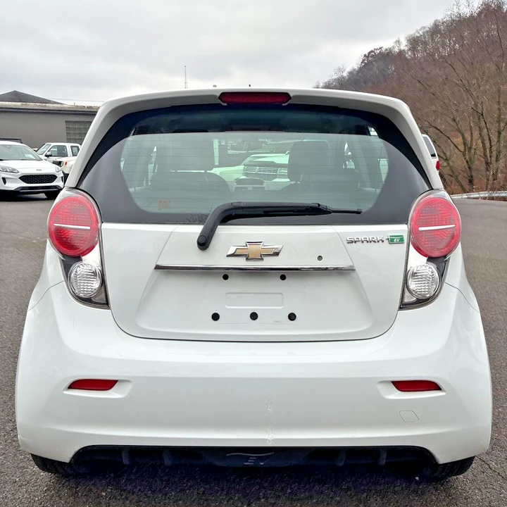 2016 Chevrolet Spark - Image 4 of 20