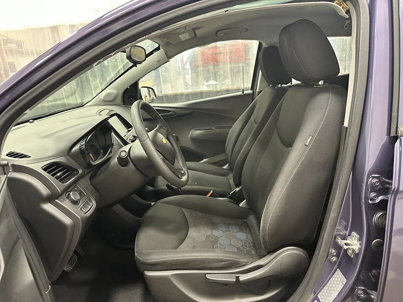 2016 Chevrolet Spark - Image 10 of 21