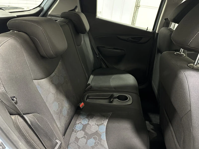 2016 Chevrolet Spark - Image 15 of 21
