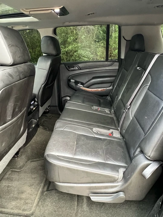 2016 Chevrolet Suburban 11th Gen - Image 8 of 17