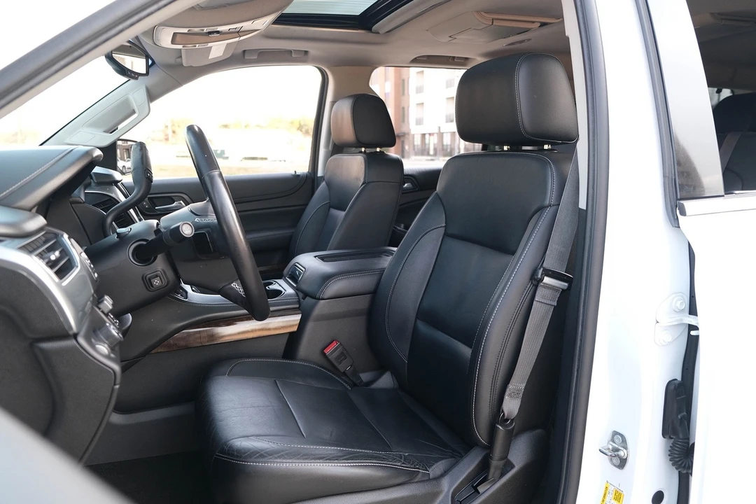 2016 Chevrolet Suburban 11th Gen - Image 17 of 21