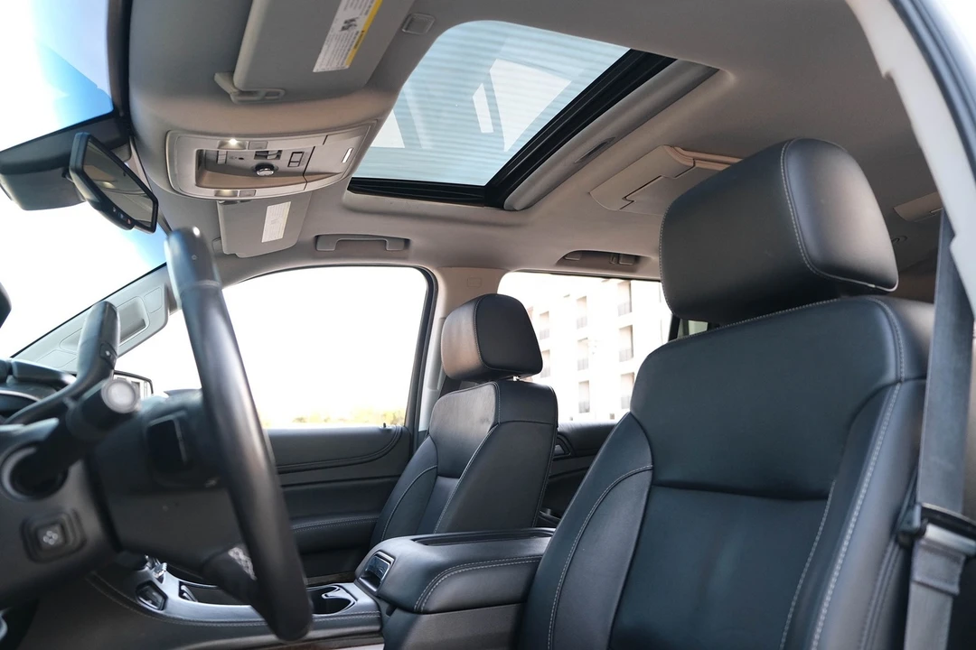 2016 Chevrolet Suburban 11th Gen - Image 18 of 21