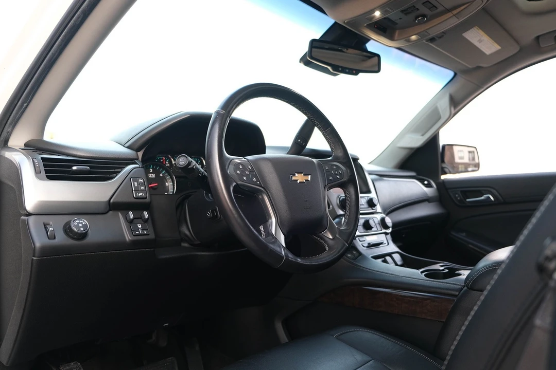 2016 Chevrolet Suburban 11th Gen - Image 16 of 21
