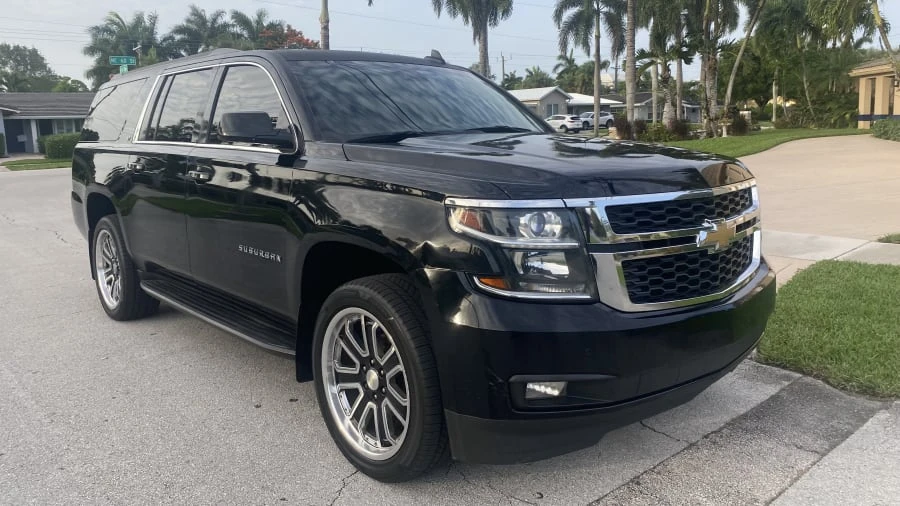 2016 Chevrolet Suburban 11th Gen - Image 4 of 7