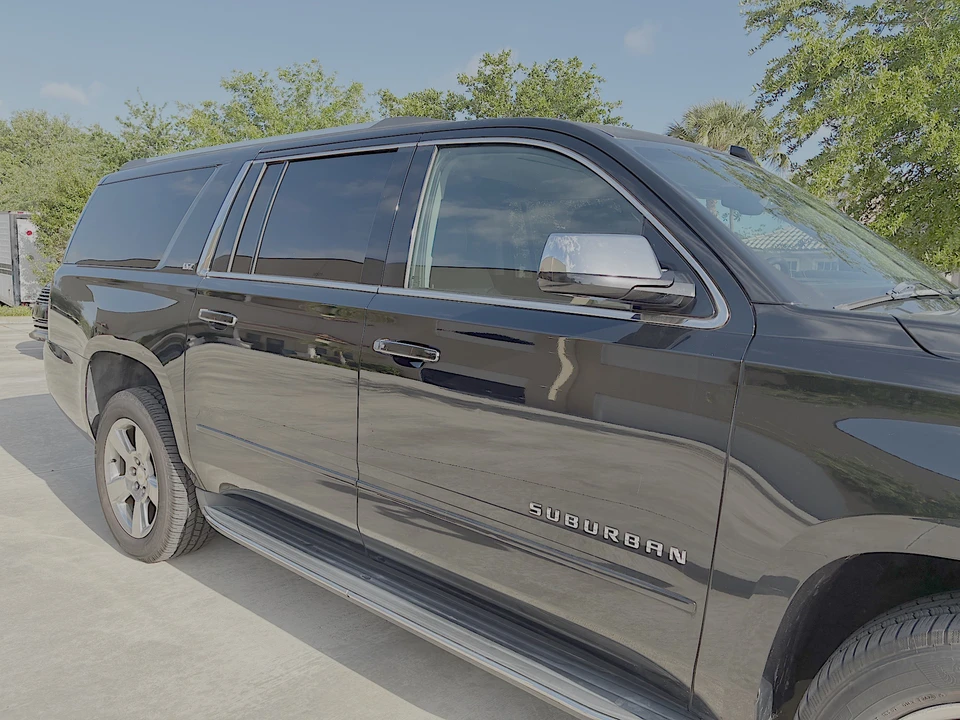 2016 Chevrolet Suburban 11th Gen - Image 31 of 31