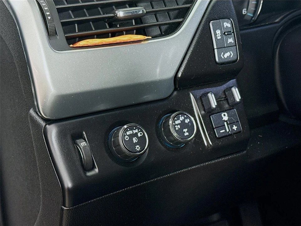 2016 Chevrolet Tahoe 4th Gen - Image 3 of 15