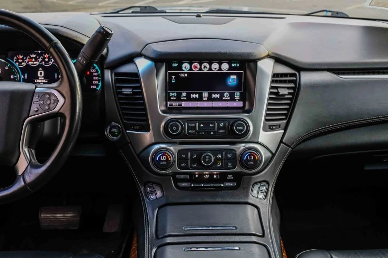 2016 Chevrolet Tahoe 4th Gen - Image 10 of 12