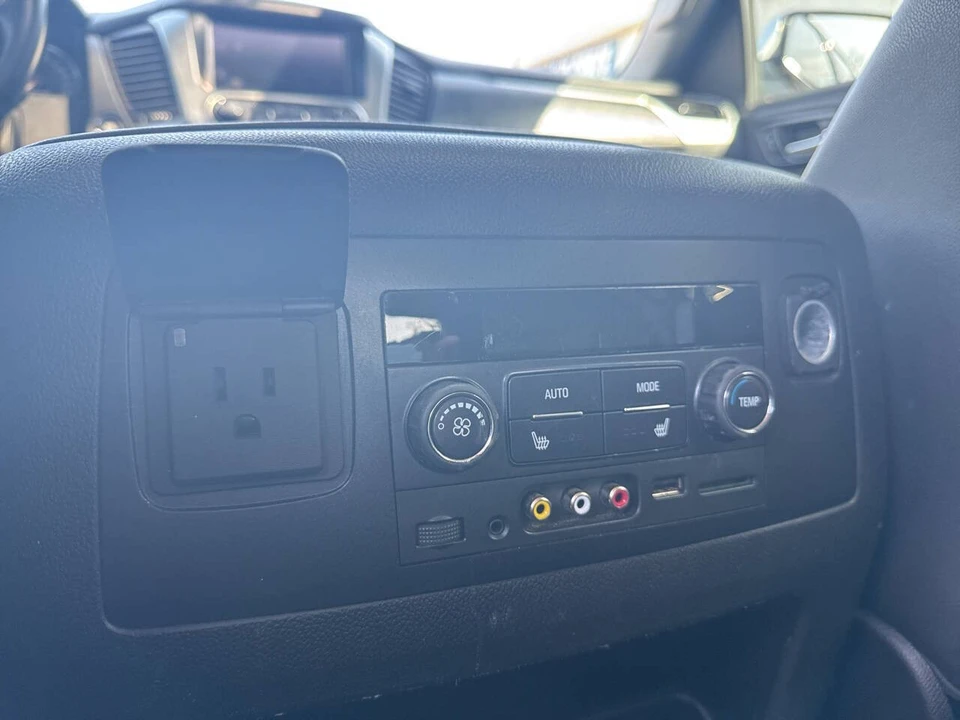 2016 Chevrolet Tahoe 4th Gen - Image 10 of 20