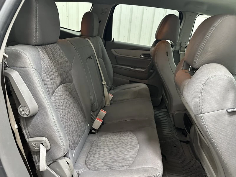 2016 Chevrolet Traverse - Image 17 of 21