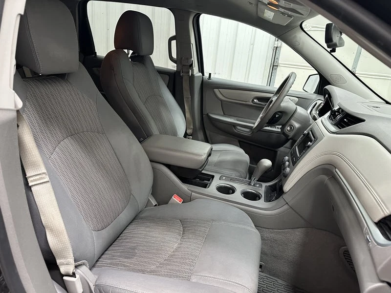 2016 Chevrolet Traverse - Image 19 of 21