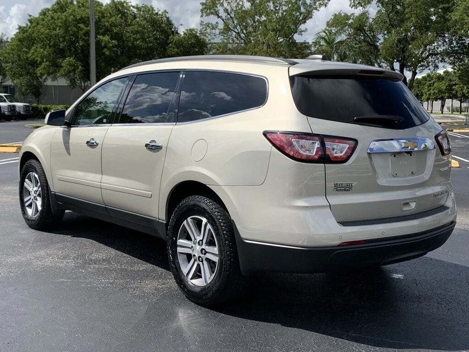 2016 Chevrolet Traverse - Image 4 of 12