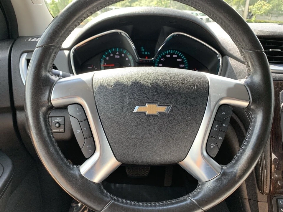 2016 Chevrolet Traverse - Image 6 of 12