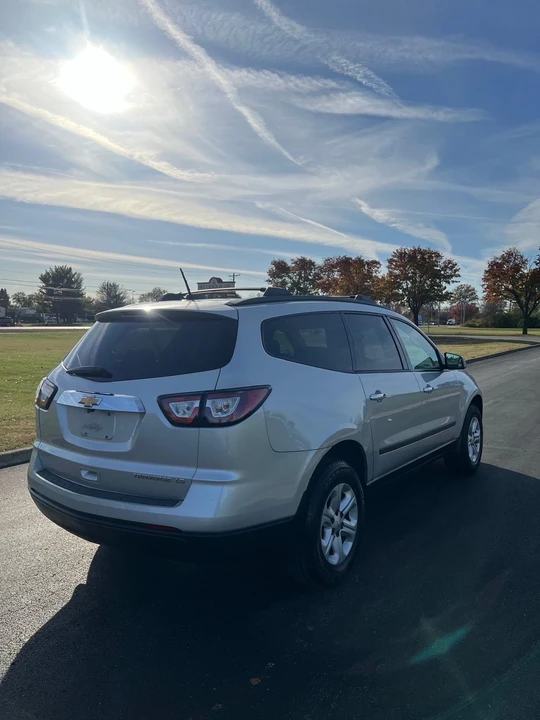 2016 Chevrolet Traverse - Image 7 of 13