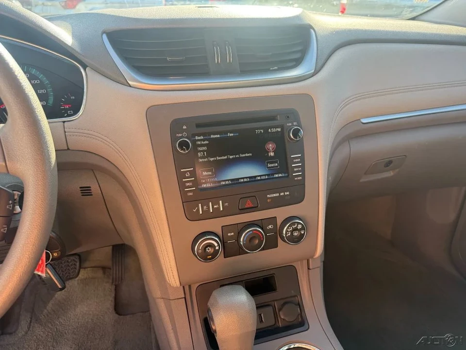 2016 Chevrolet Traverse - Image 20 of 21