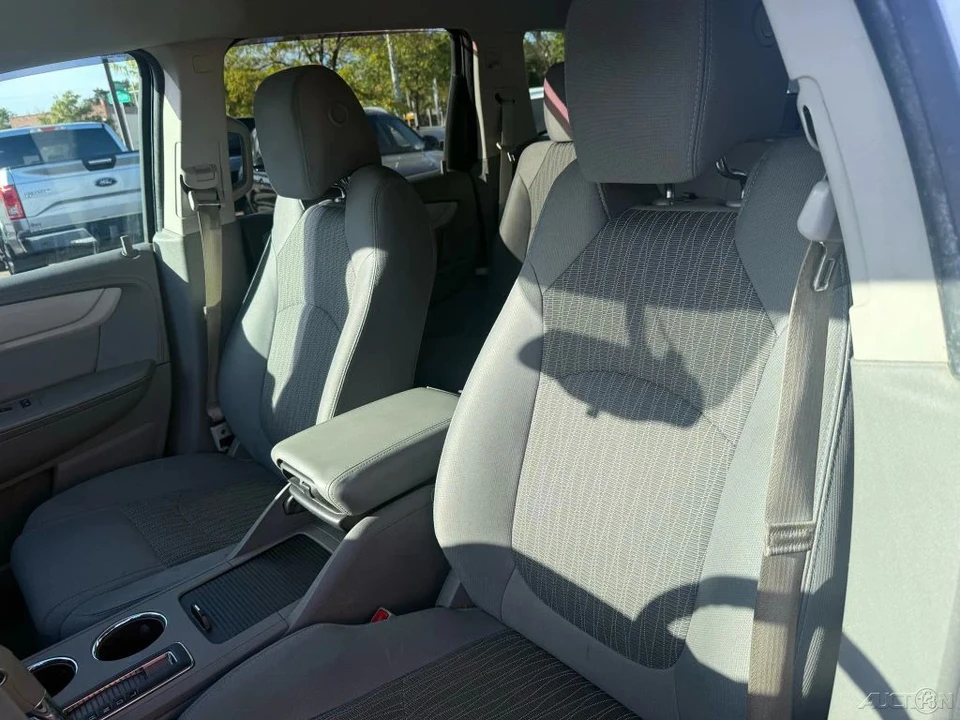 2016 Chevrolet Traverse - Image 16 of 21