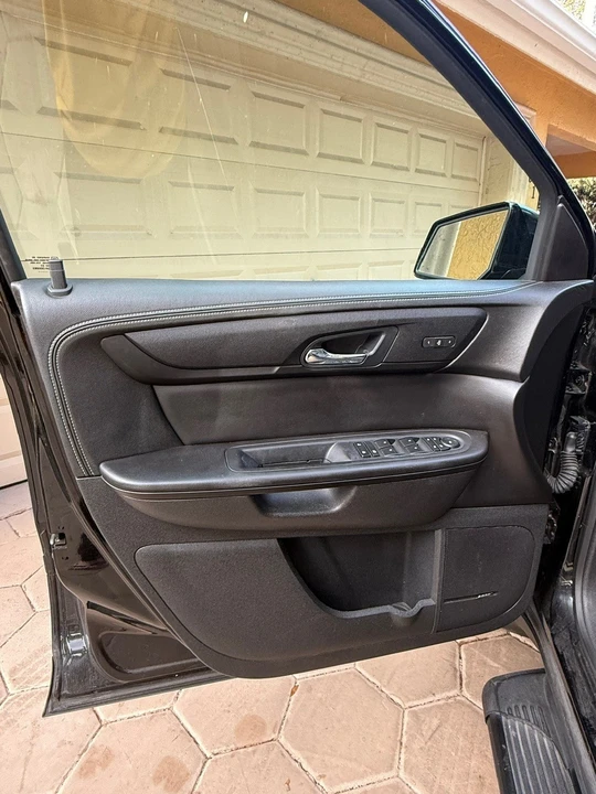 2016 Chevrolet Traverse - Image 13 of 21