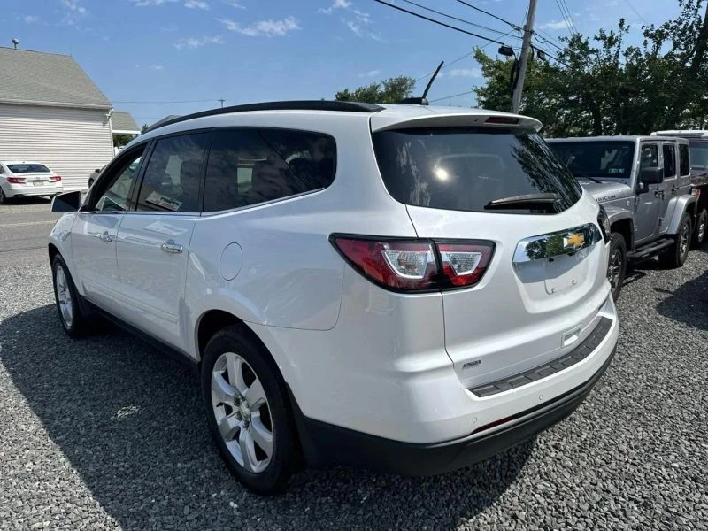 2016 Chevrolet Traverse - Image 3 of 12