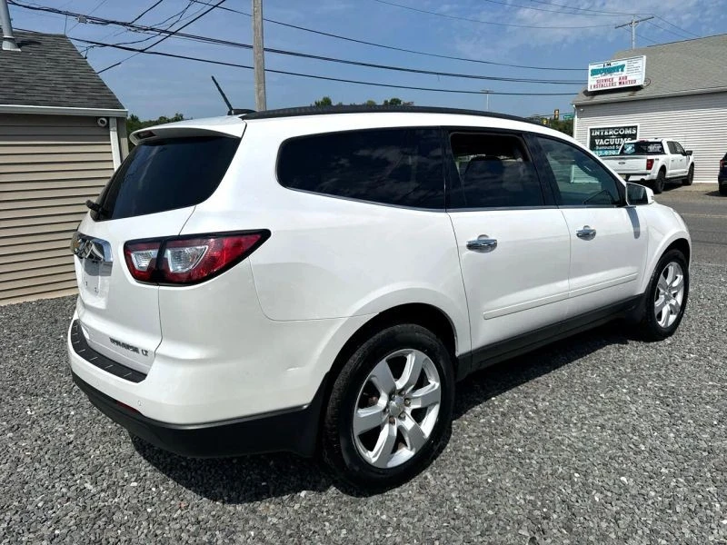 2016 Chevrolet Traverse - Image 5 of 12