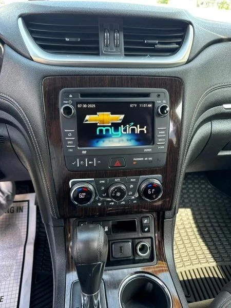 2016 Chevrolet Traverse - Image 11 of 12