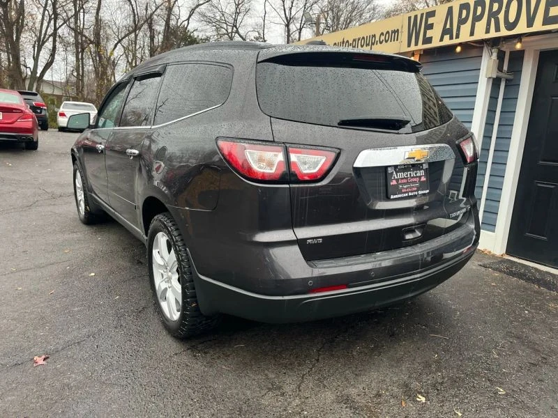 2016 Chevrolet Traverse - Image 4 of 12