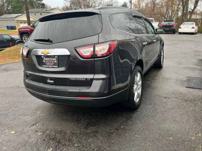 2016 Chevrolet Traverse - Image 6 of 12