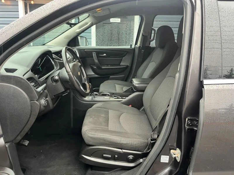 2016 Chevrolet Traverse - Image 11 of 12