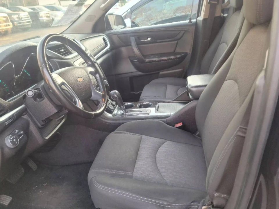 2016 Chevrolet Traverse - Image 17 of 21