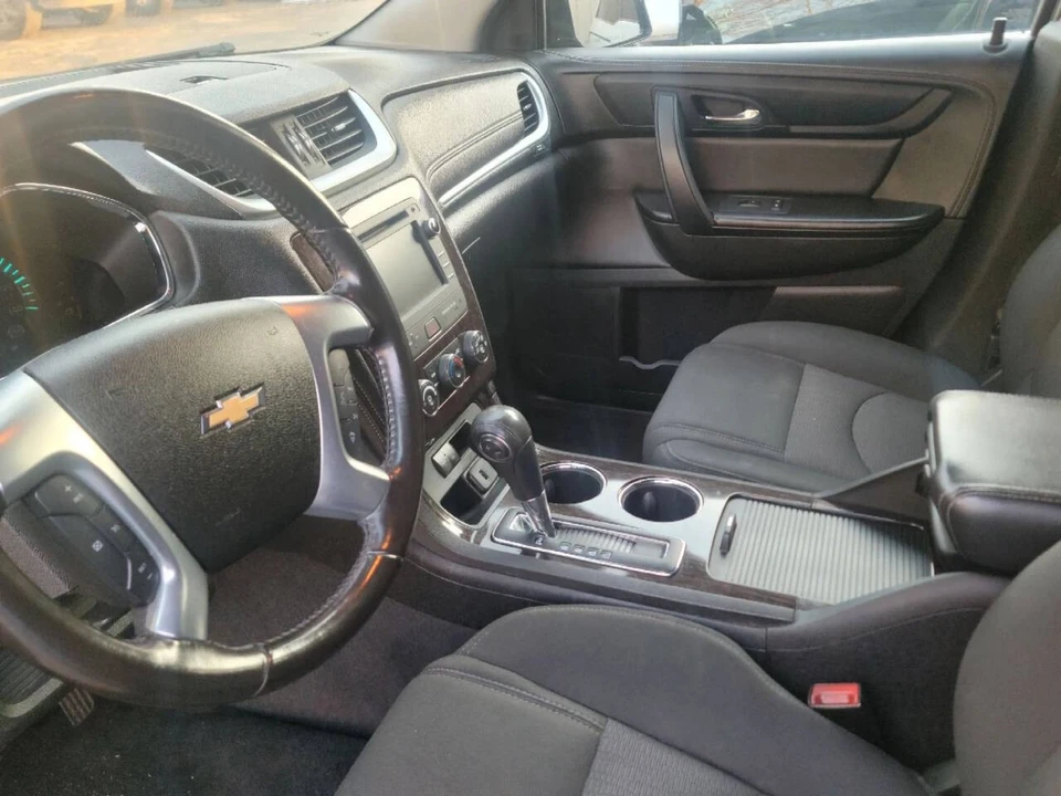 2016 Chevrolet Traverse - Image 16 of 21
