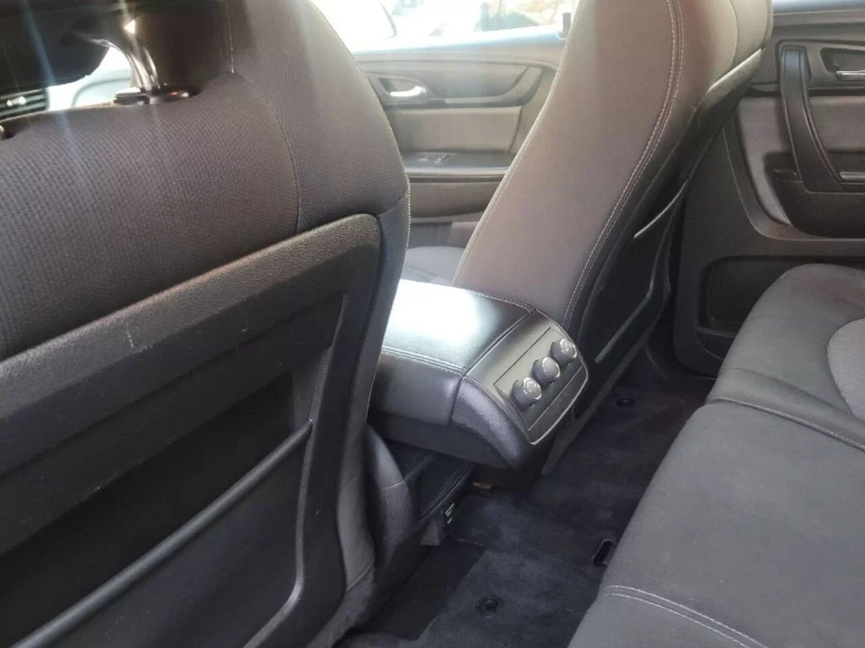 2016 Chevrolet Traverse - Image 9 of 21