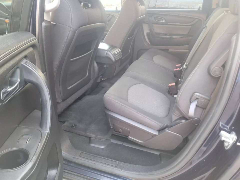 2016 Chevrolet Traverse - Image 8 of 21