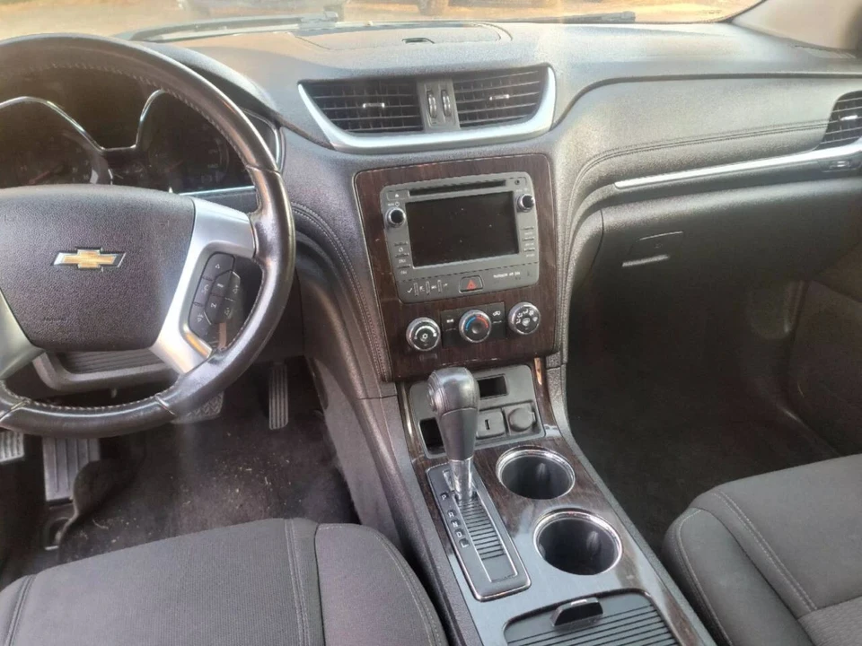 2016 Chevrolet Traverse - Image 10 of 21
