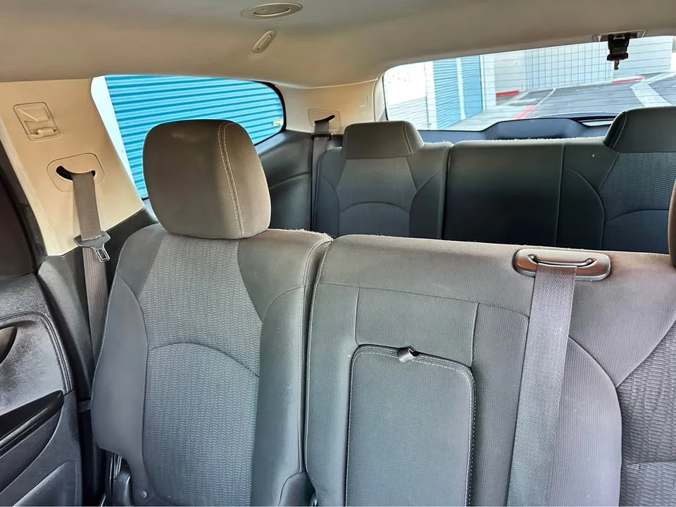 2016 Chevrolet Traverse - Image 11 of 19