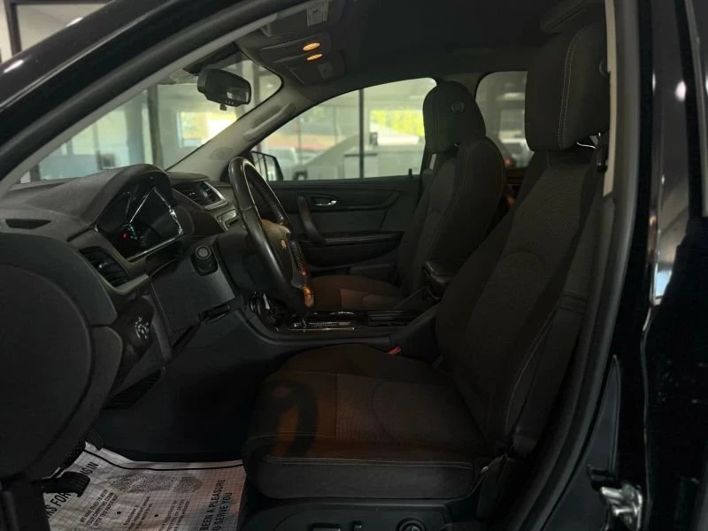 2016 Chevrolet Traverse - Image 11 of 20